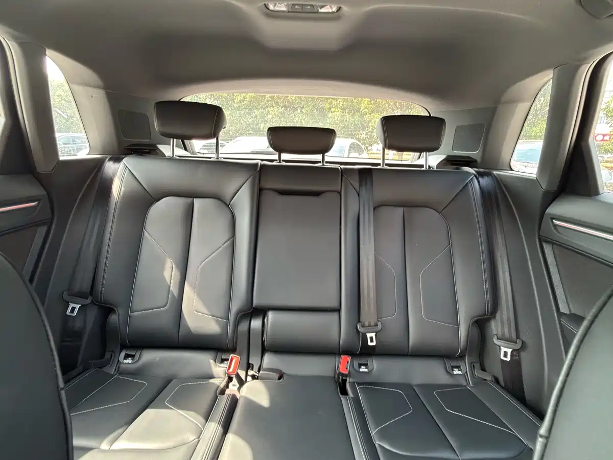Фото 25 - Audi Q3