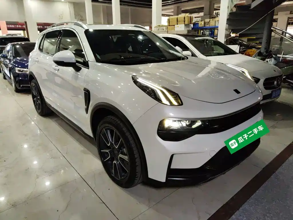 Lynk & Co 01 2024 2023 2.0TD 2WD Pro