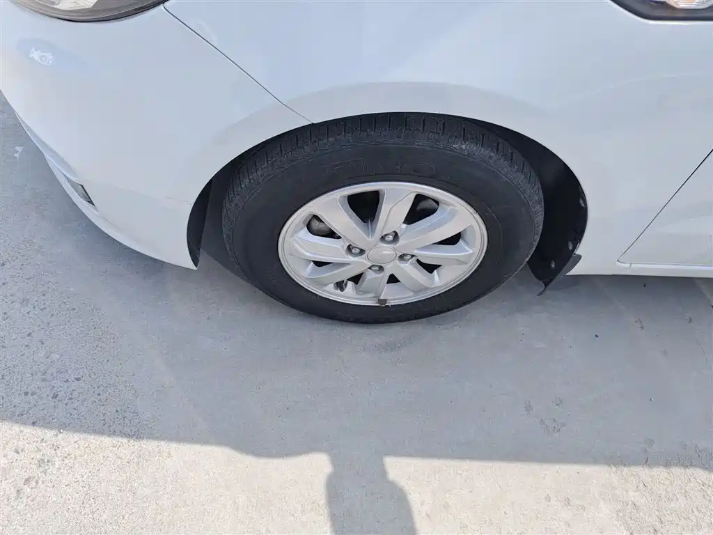 Kia K2 2015 Hatchback 1.4L MT GLS Cool Edition фото 25