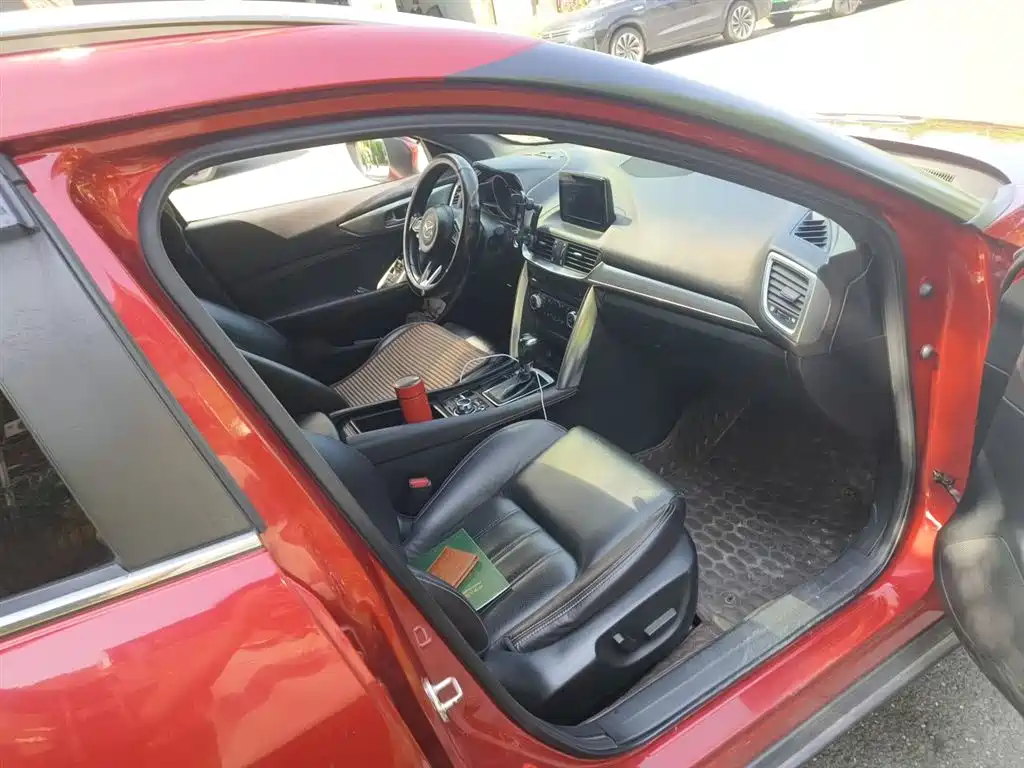 Фото 20 - Mazda CX-4