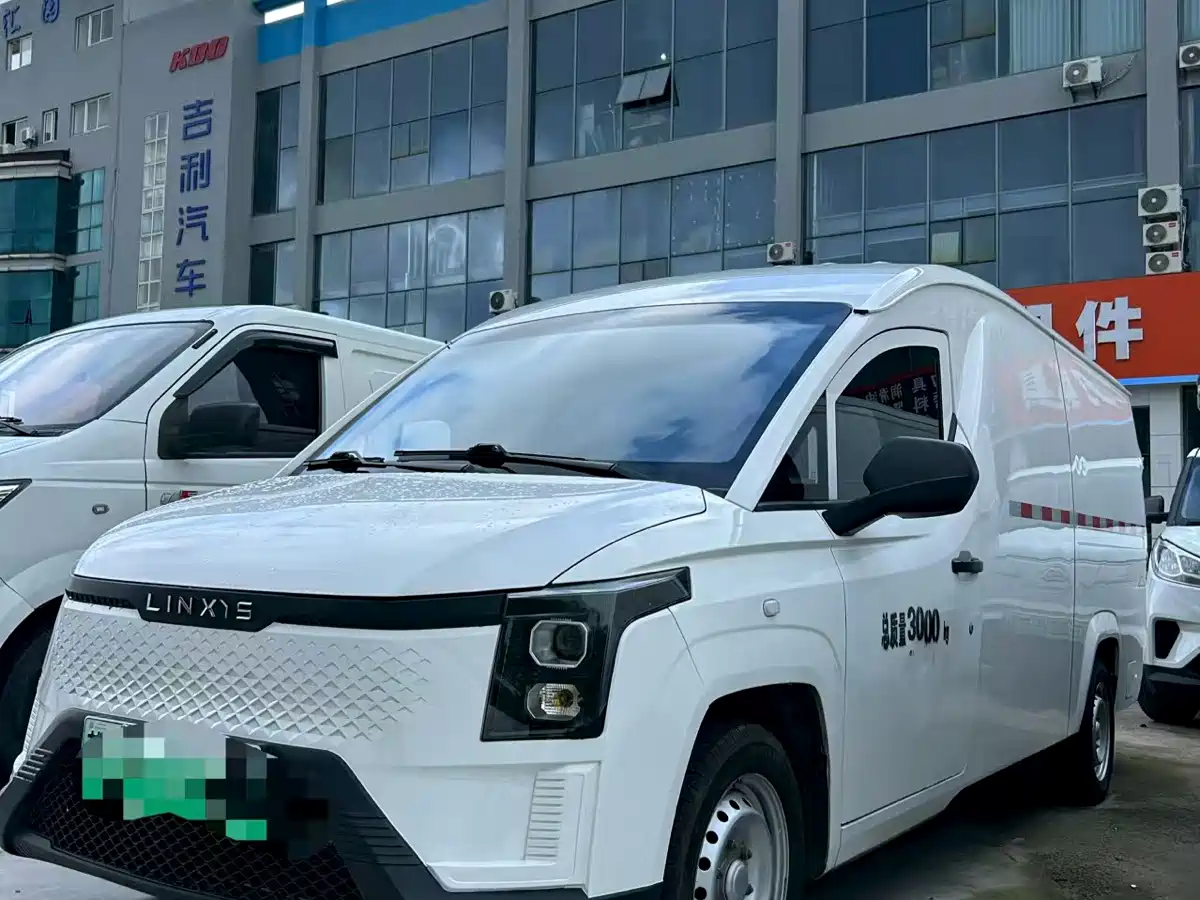 Lingshi Auto Ling Shi Golden Warehouse 2025 2025 PLUS Cargo Version First Class Cabin