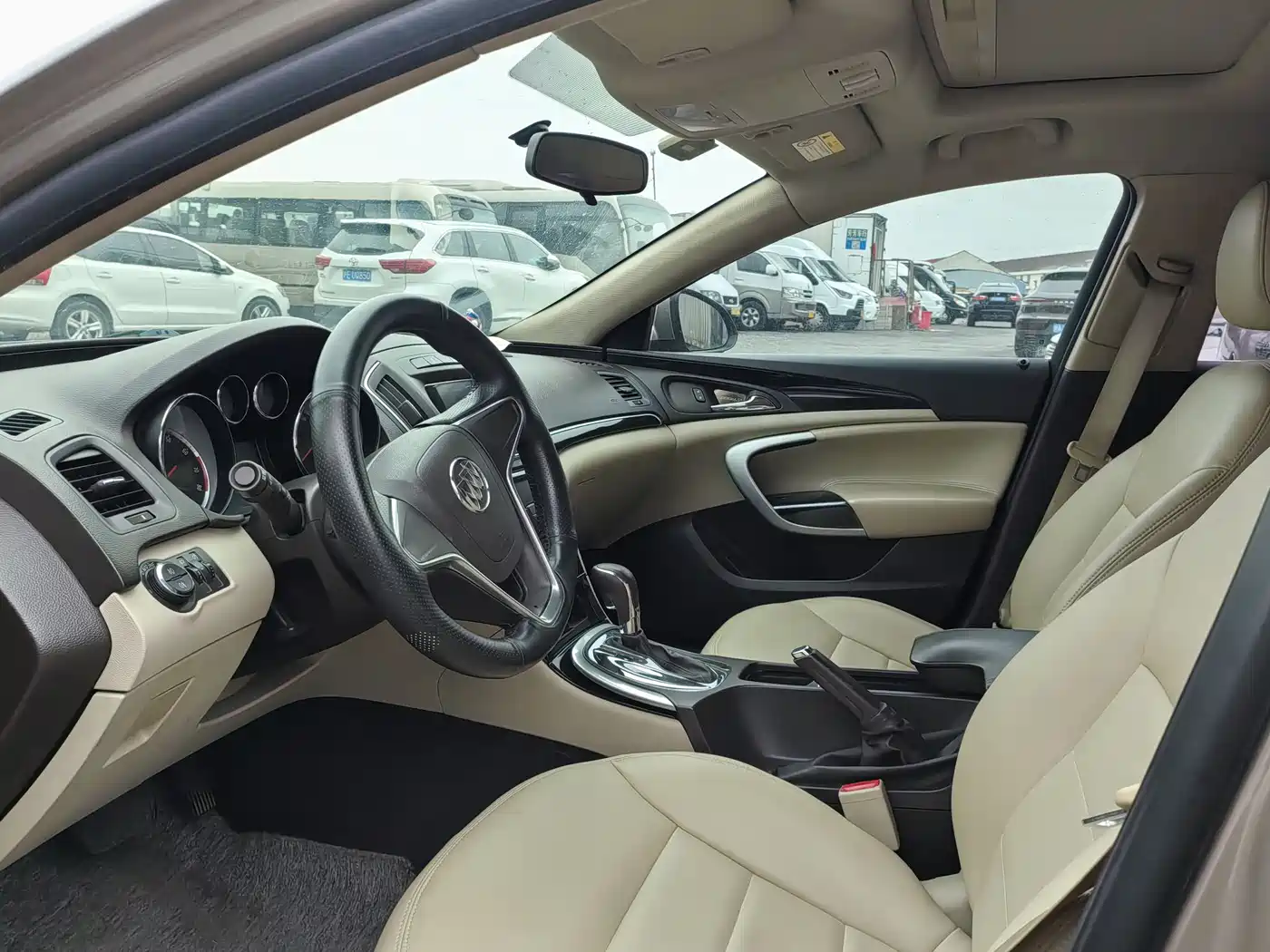 Buick Regal 2015 2.0L Elite Fashion Model фото 7