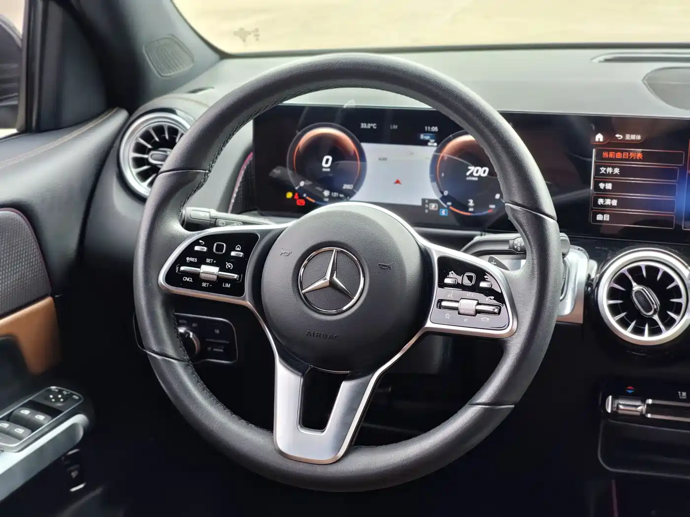 Mercedes-Benz GLB 2023 GLB 220 Dynamic фото 21