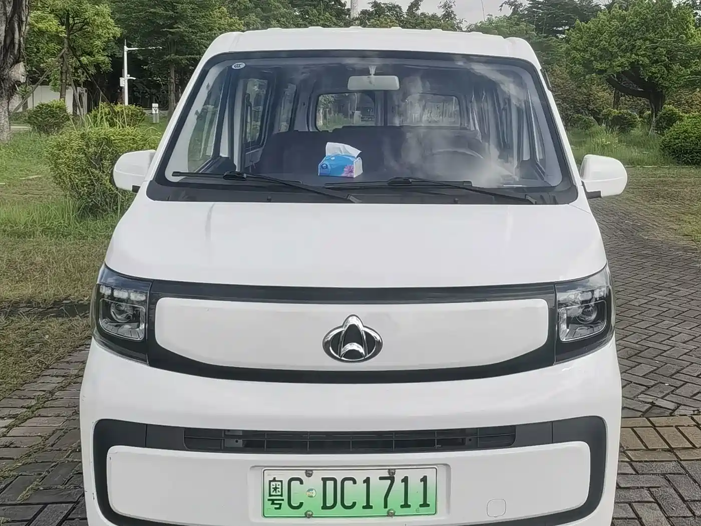 Changan Kaicheng Changan Ruixing EM60 2025 2025 Passenger Version Comfort 6-Seater 300km with Opposing Doors