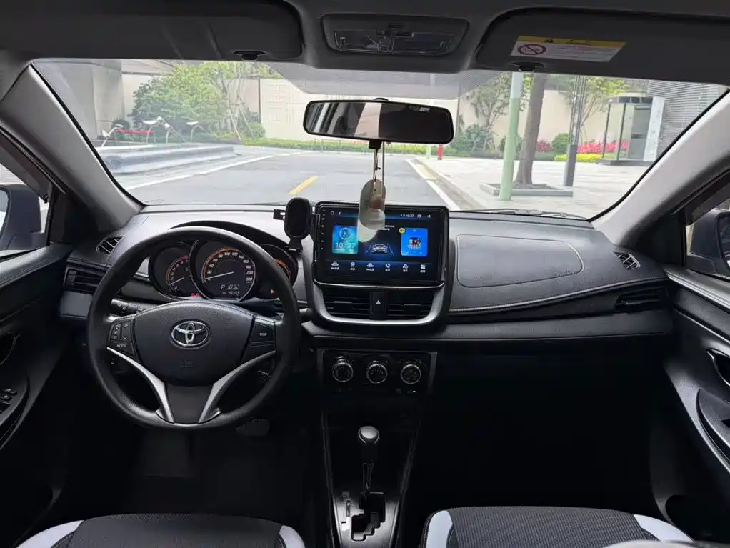 Toyota YARiS L Zhi Xuan 2022 Zhi Xuan X 1.5L CVT Leading PLUS Edition фото 7