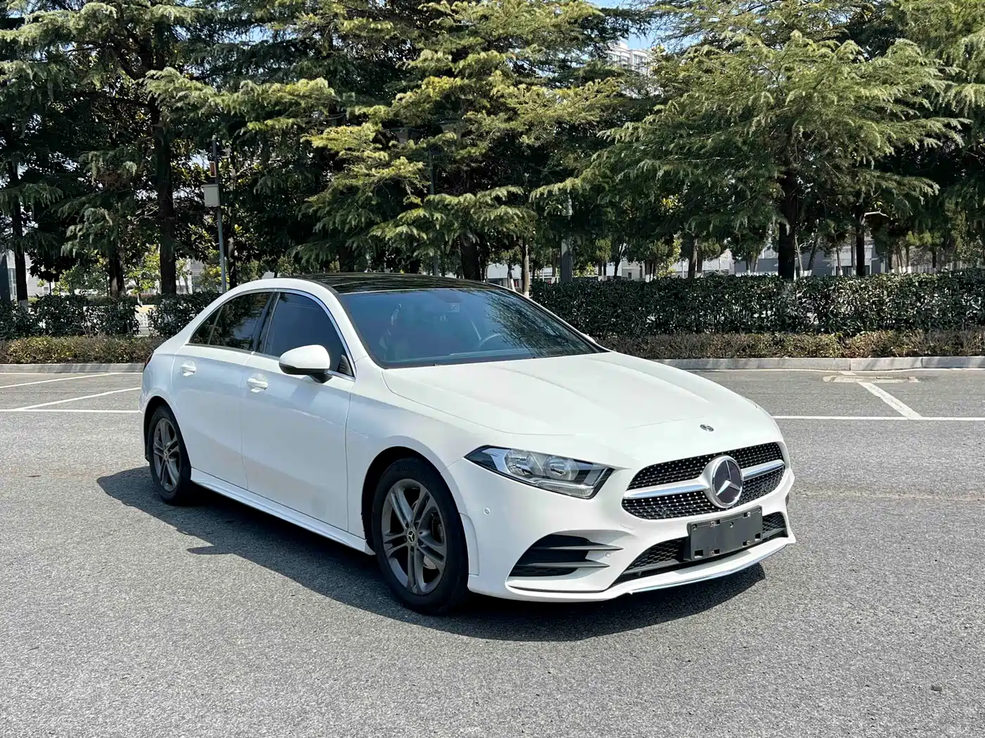 Mercedes-Benz A-Class 2020 Second Facelift A 180 L Sport Sedan фото 2