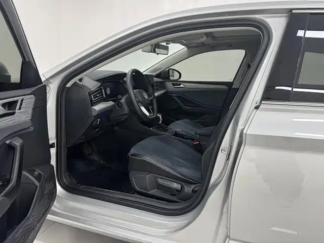 Volkswagen Sagitar 2024 300TSI DSG Surpass Edition фото 6