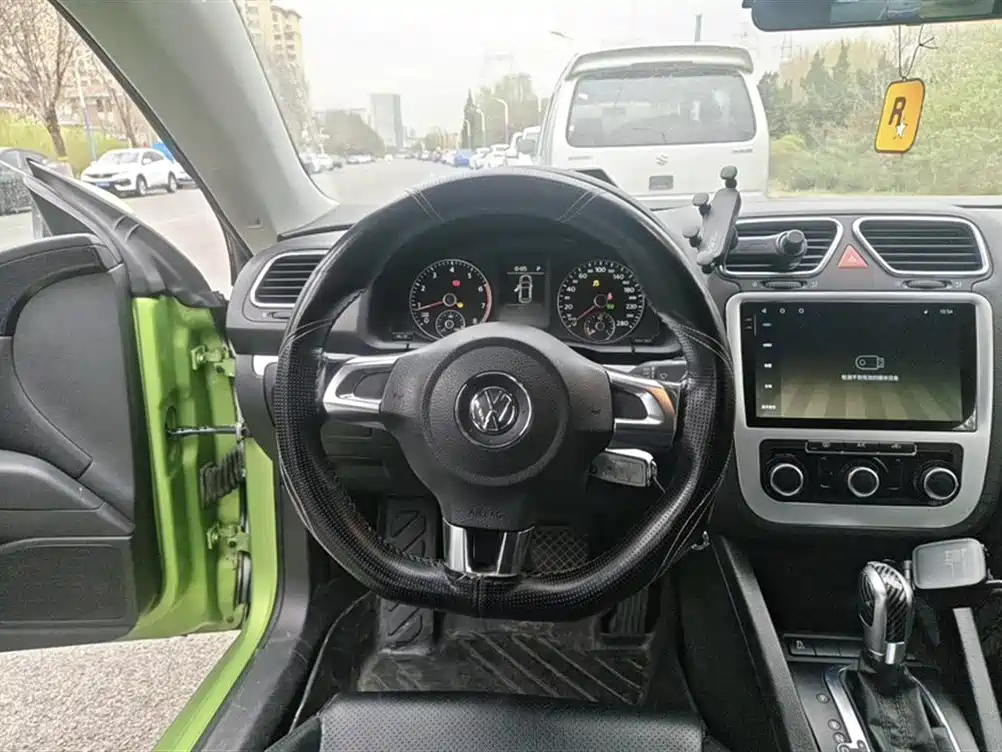 Volkswagen Scirocco 2014 1.4TSI Racing Edition фото 13