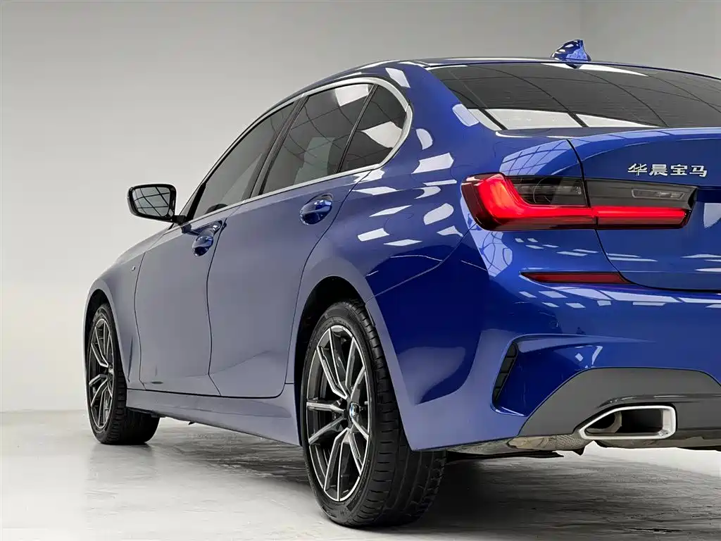 BMW 3 Series 2022 320Li M Sport Package фото 12