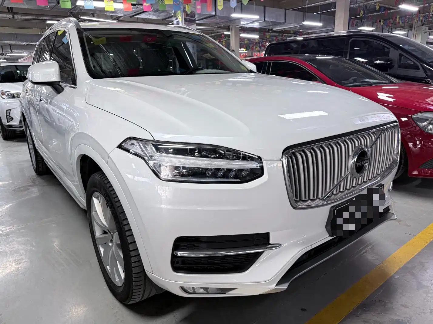 صورة 3 - Volvo XC90