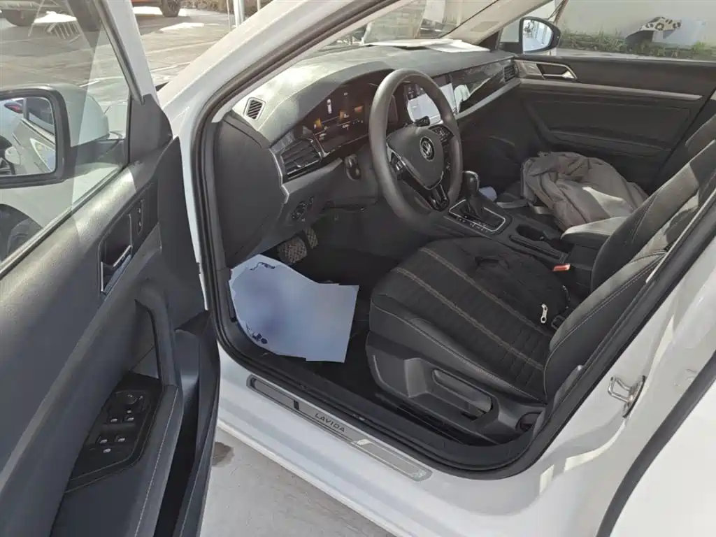Volkswagen Lavida 2022 280TSI DSG Comfort Edition фото 16