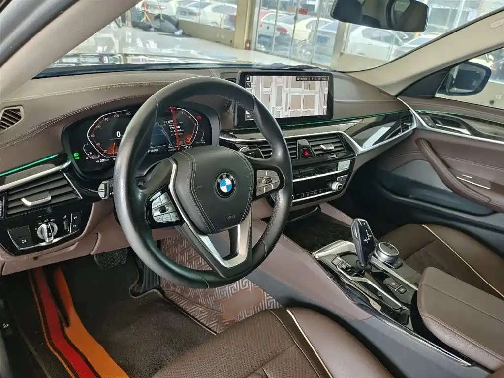 BMW 5-SERIES