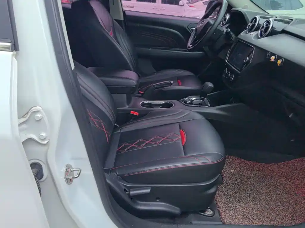Soueast DX3 2018 2018 1.5T CVT Premium
