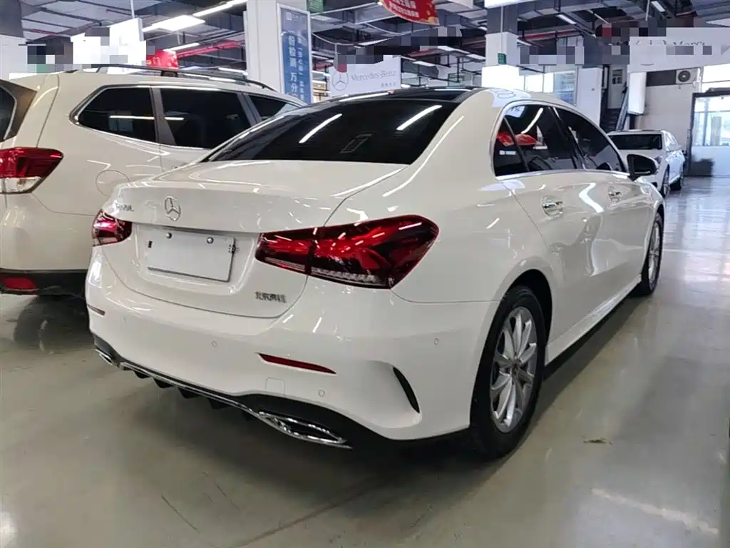 Mercedes-Benz A-Class 2022 Facelift A 200 L Sport Sedan Dynamic фото 7