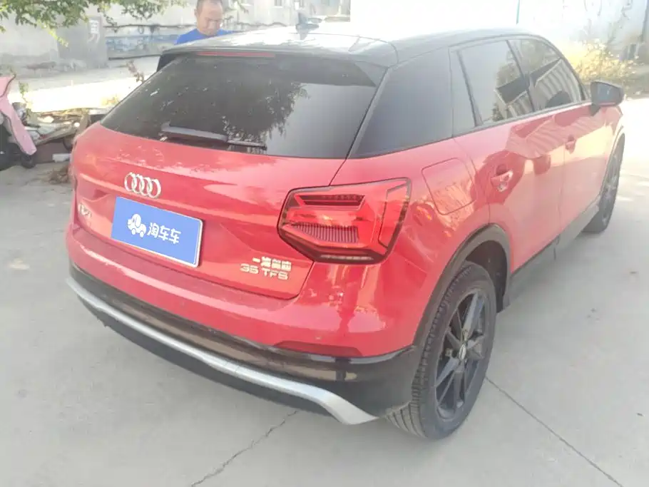 Audi Q2L 2019 2018 35 TFSI Launch Exclusive Edition China VI