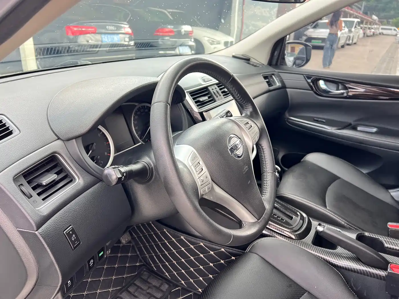Nissan Tiida, миниатюра 8