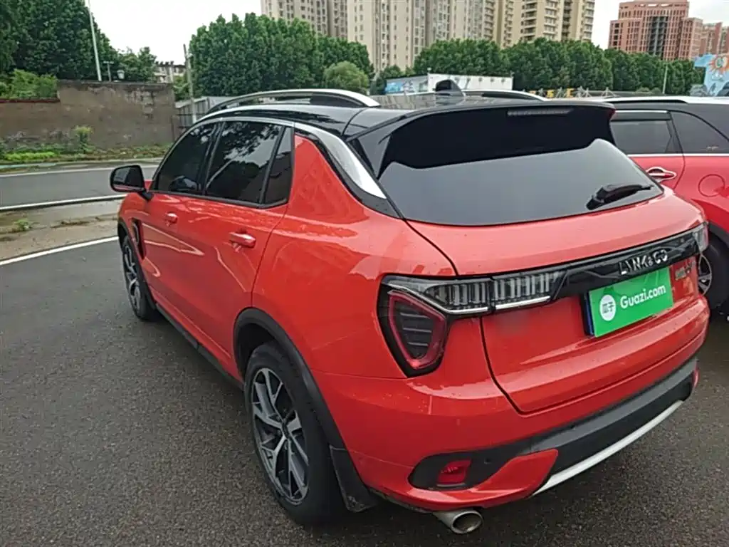 Lynk & Co 01 2019 2.0T AWD Pro Edition China V фото 5