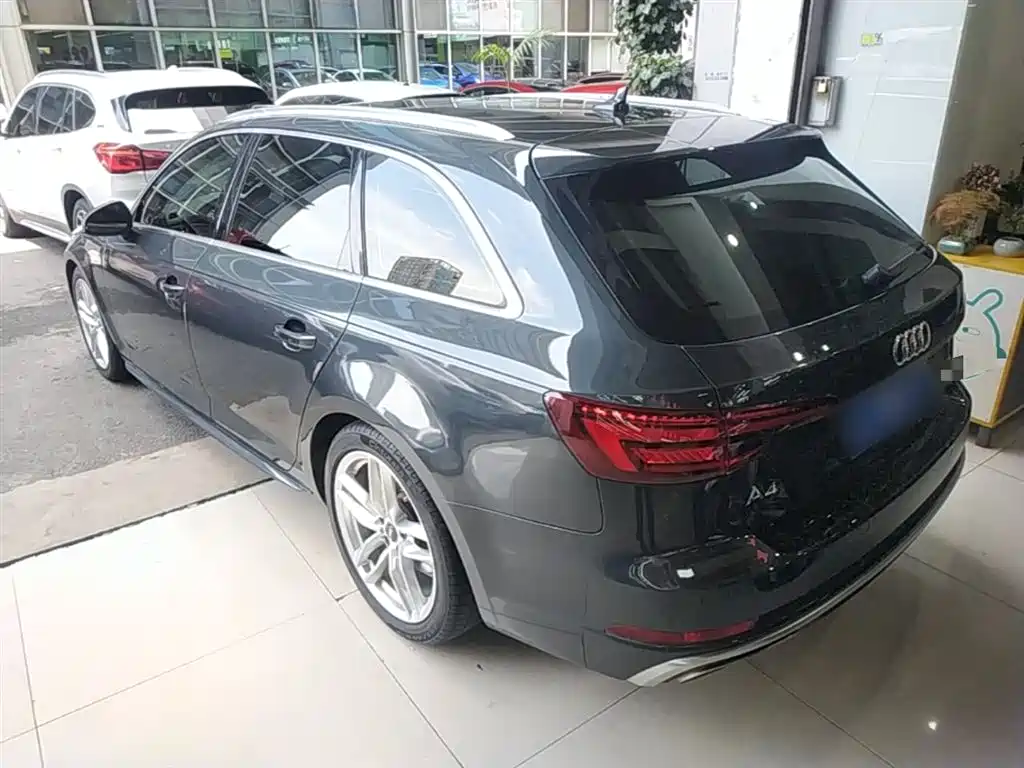 Audi A4 (Import) 2020 Avant Pioneer 40 TFSI Luxury Sport фото 5