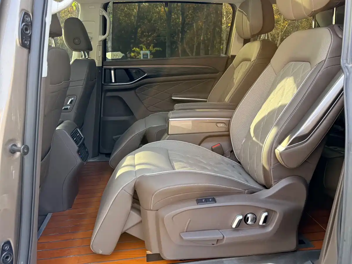 Volkswagen Viloran 2022 380TSI Flagship фото 10