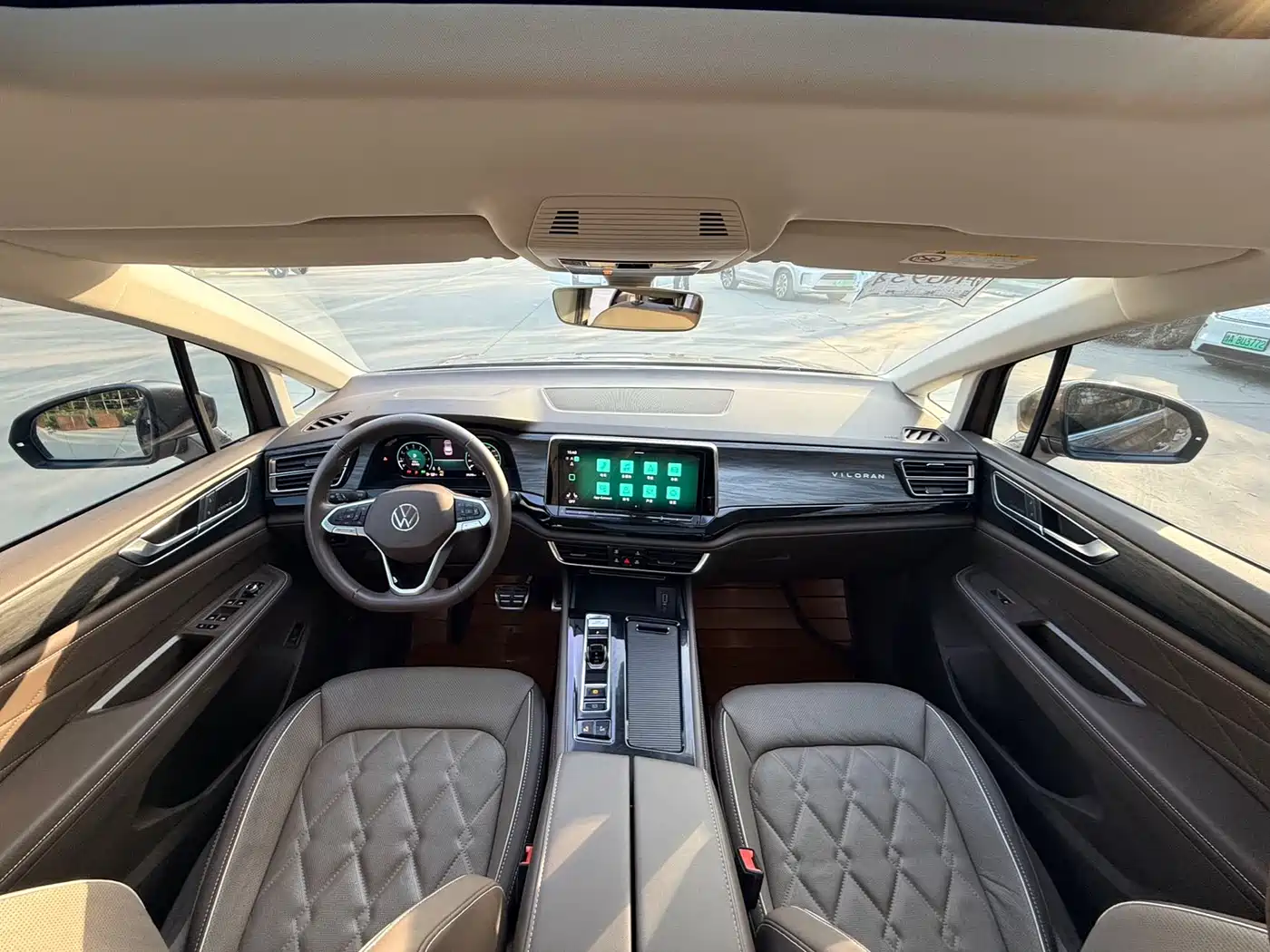 Volkswagen Viloran 2022 380TSI Flagship фото 11