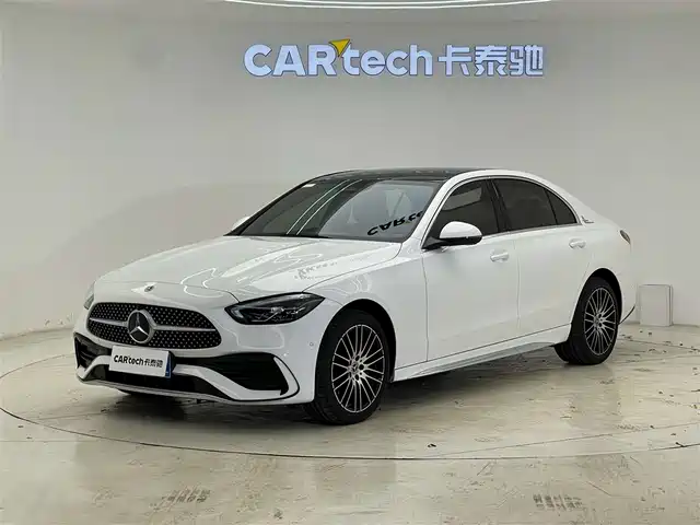 MERCEDES-BENZ CLASS C 2025
