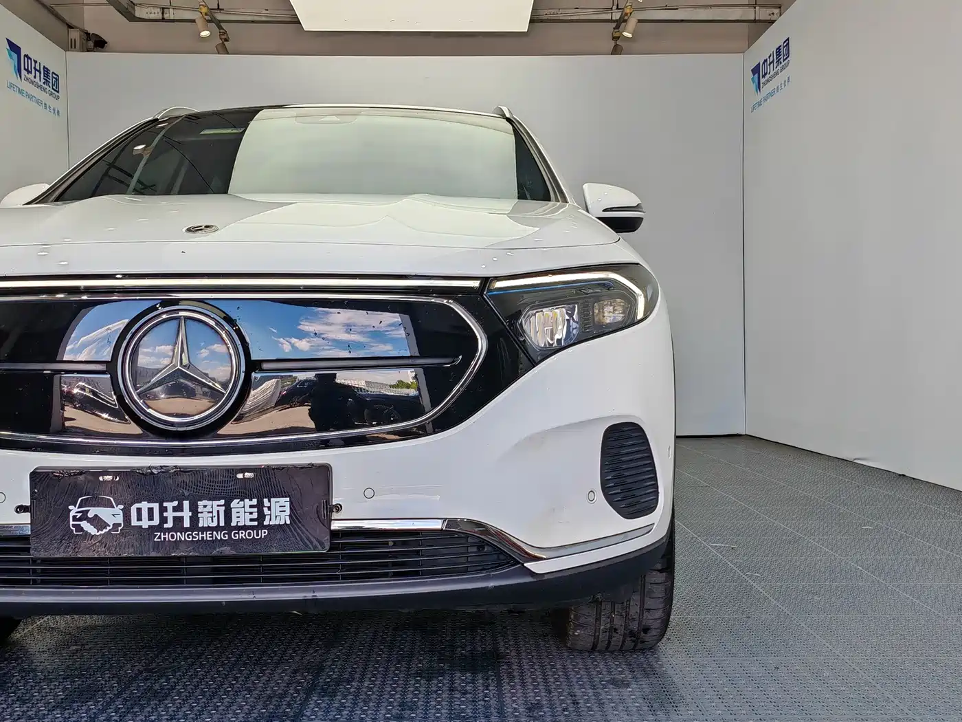 Mercedes-Benz EQA 2023 2023 EQA 260