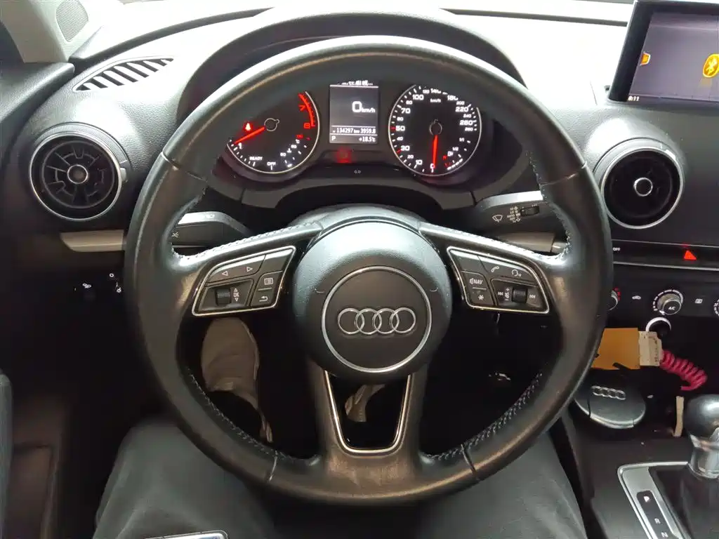 Audi A3 2018 30th Anniversary Sportback 35 TFSI Progressive фото 11