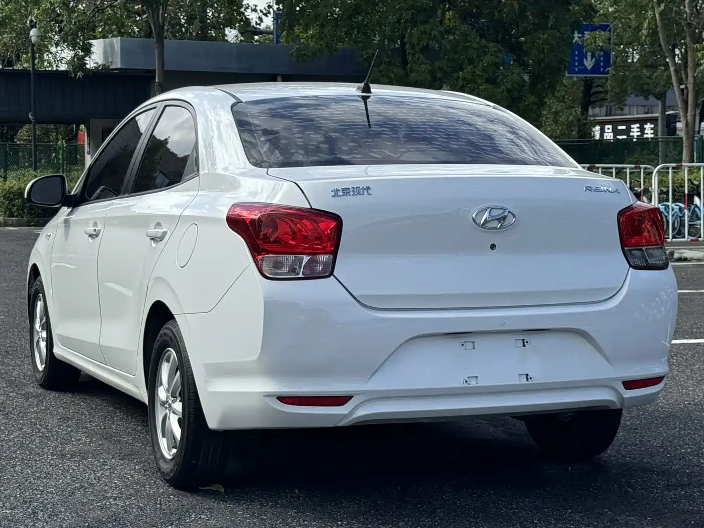 Фото 3 - Hyundai Verna