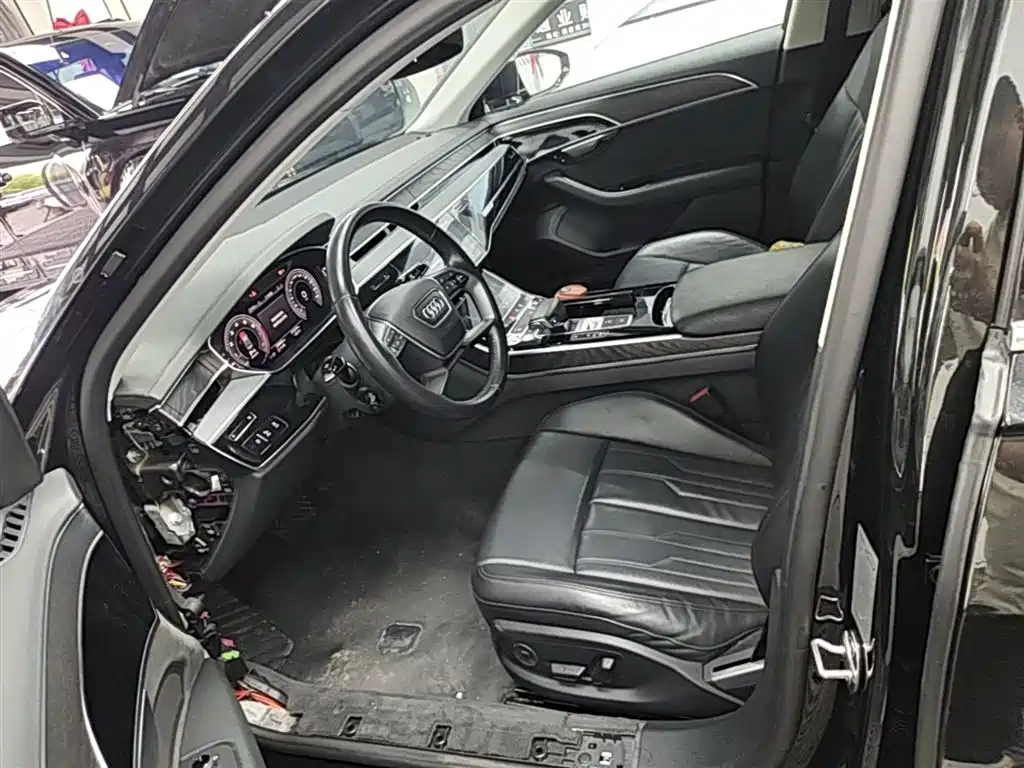 Audi A8 2018 A8L 55 TFSI quattro Launch Elite фото 15
