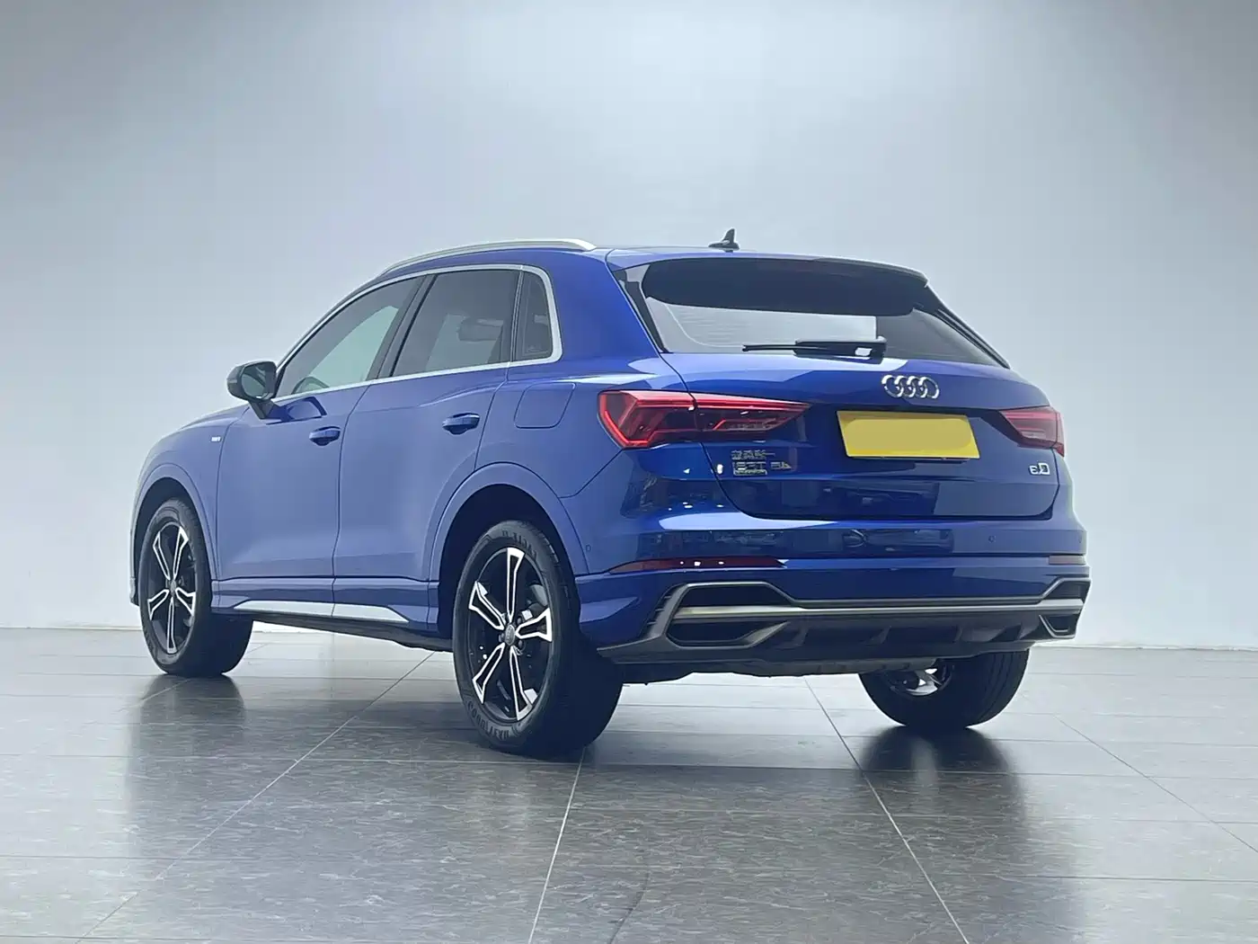 Audi Q3 2021 45 TFSI quattro Fashion Sport фото 6