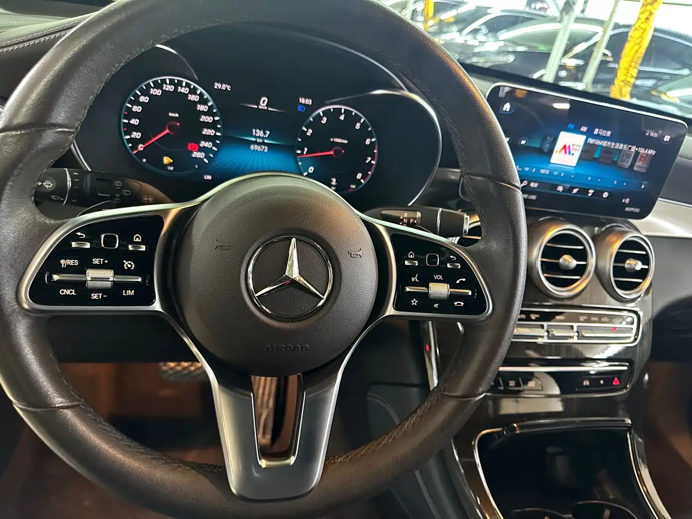 Mercedes-Benz GLC 2022 Facelift II GLC 260 L 4MATIC Sport Model фото 14