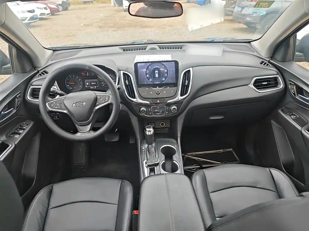 Chevrolet Equinox 2018 535T Automatic Galloping Edition фото 10