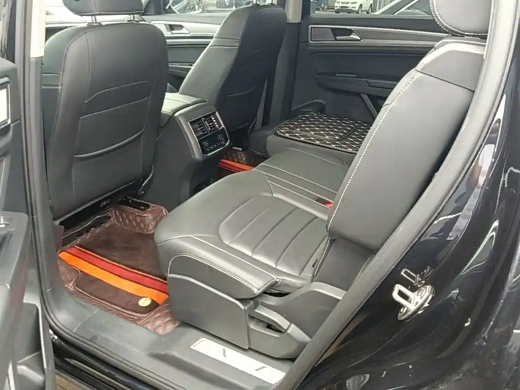 Volkswagen Teramont 2019 380TSI 4WD Luxury China V фото 17