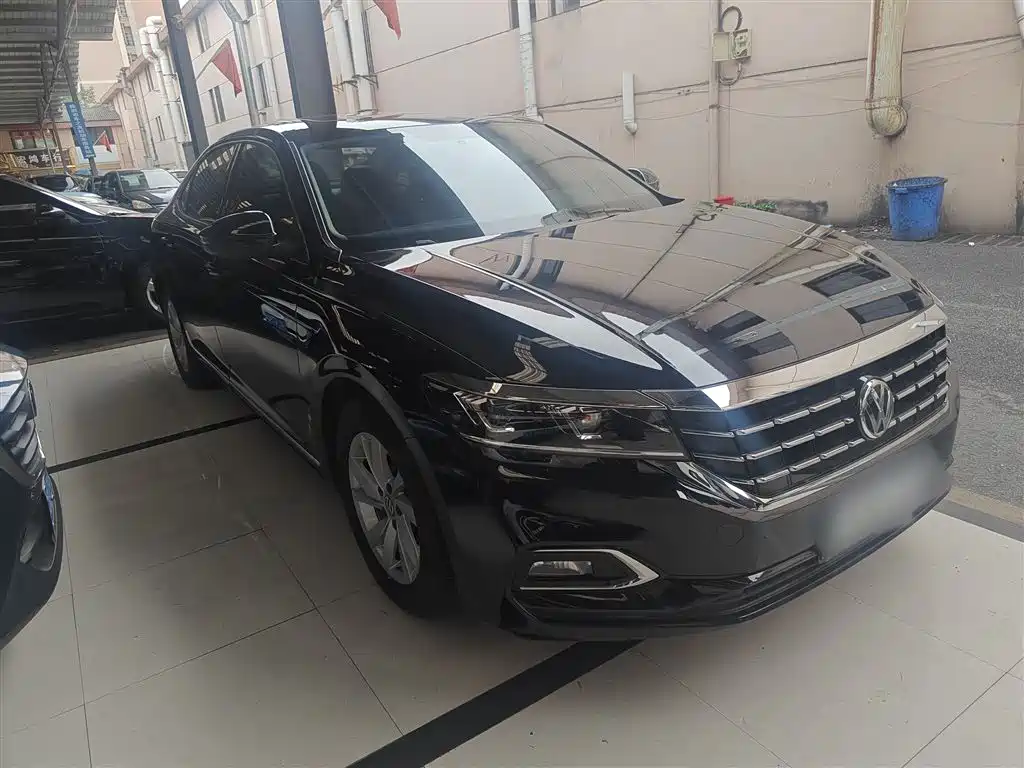 Volkswagen Passat 2019 Model 280TSI Business Edition China VI фото 5