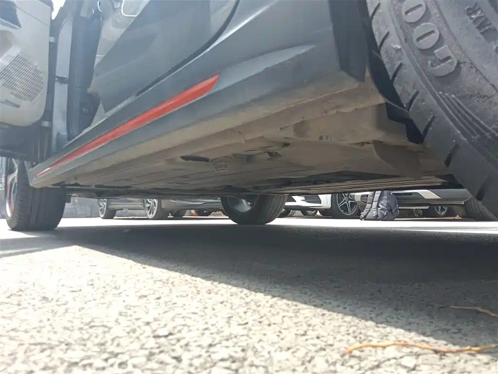 Lynk & Co 02 2018 Model 1.5T DCT 2WD Yao Pro Edition China V фото 22