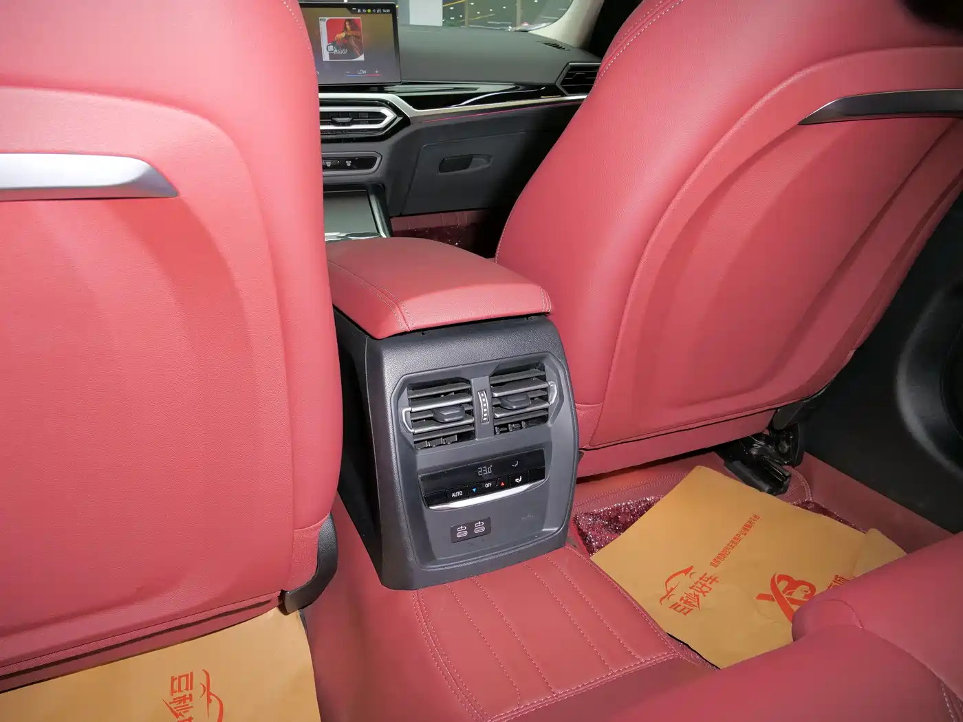 BMW 3 Series 2024 325Li M Sport Shadowline Package фото 9