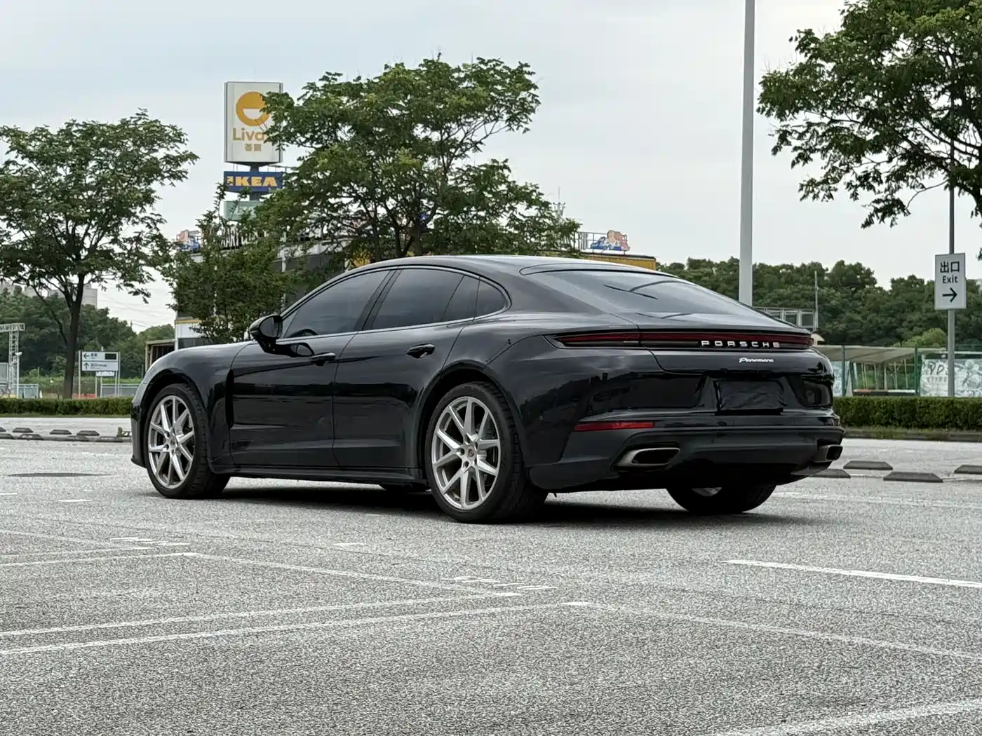 PORSCHE PANAMERA