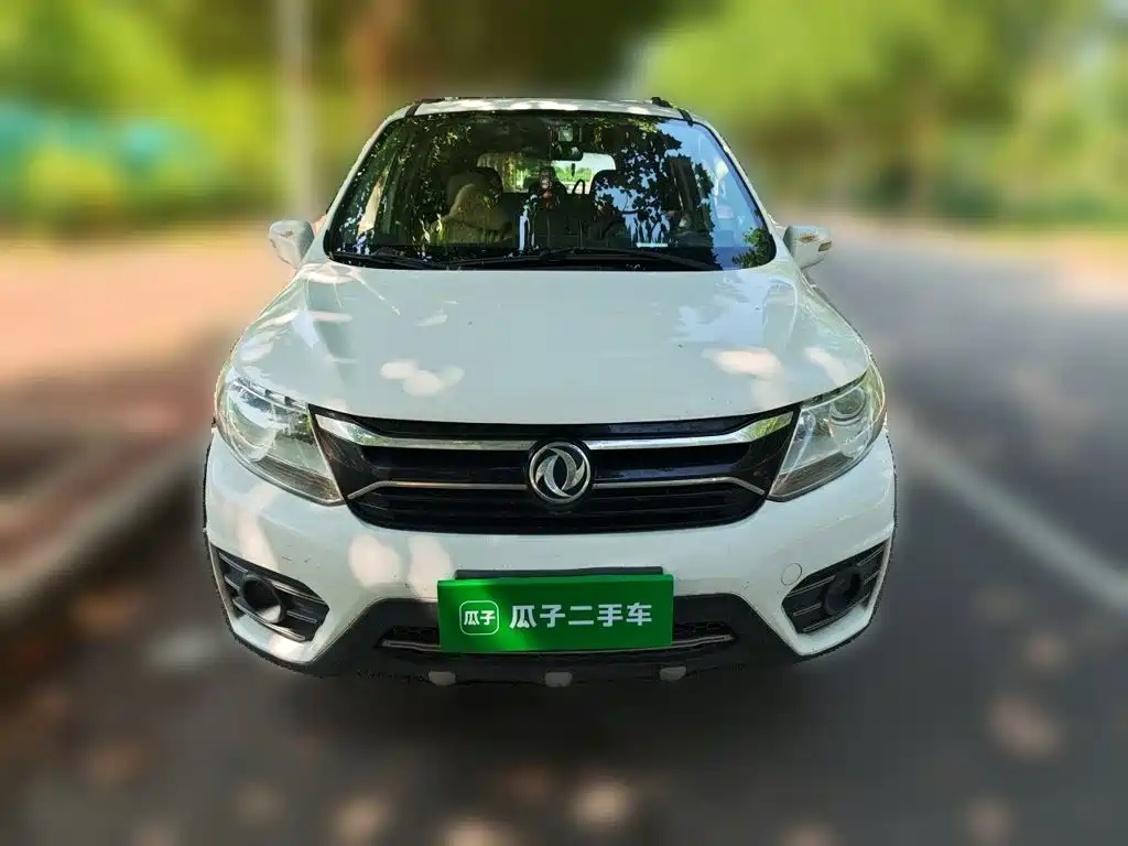 Dongfeng Fengxing Joyear X3 2017 2016 1.5L Luxury