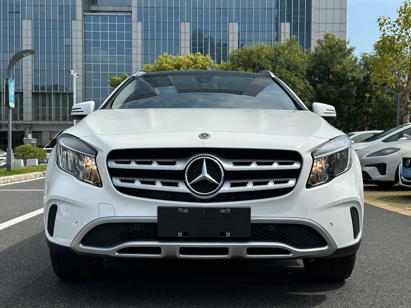 Mercedes-Benz GLA 2019 GLA 200 Dynamic фото 2