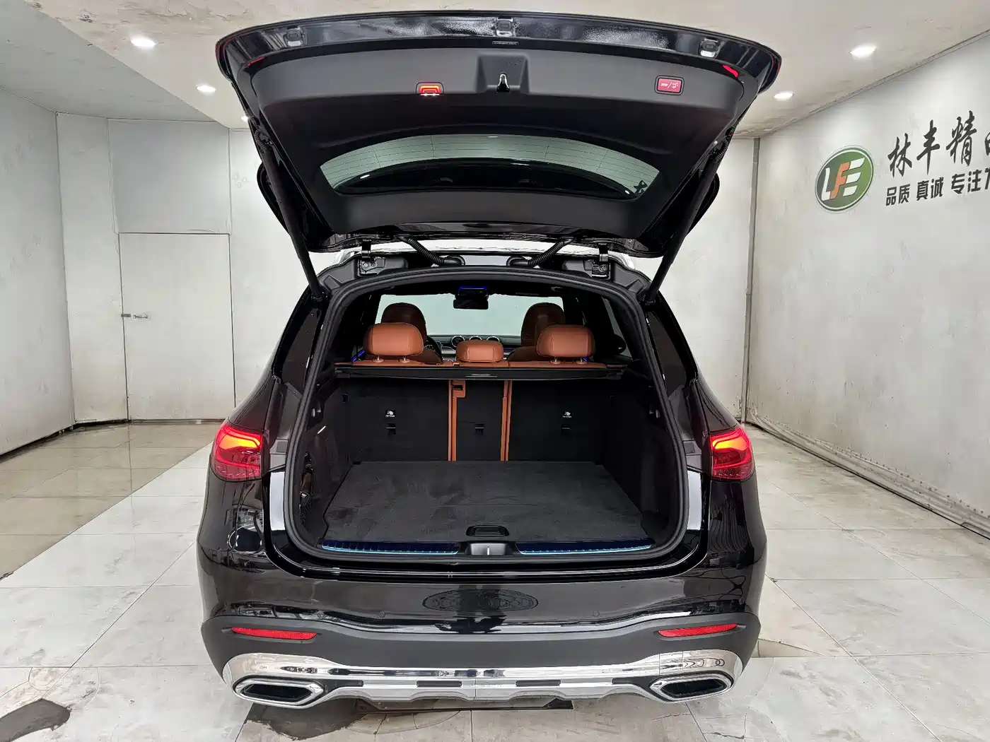 Mercedes-Benz GLC 2026 GLC 260 L 4MATIC Classic Edition фото 28