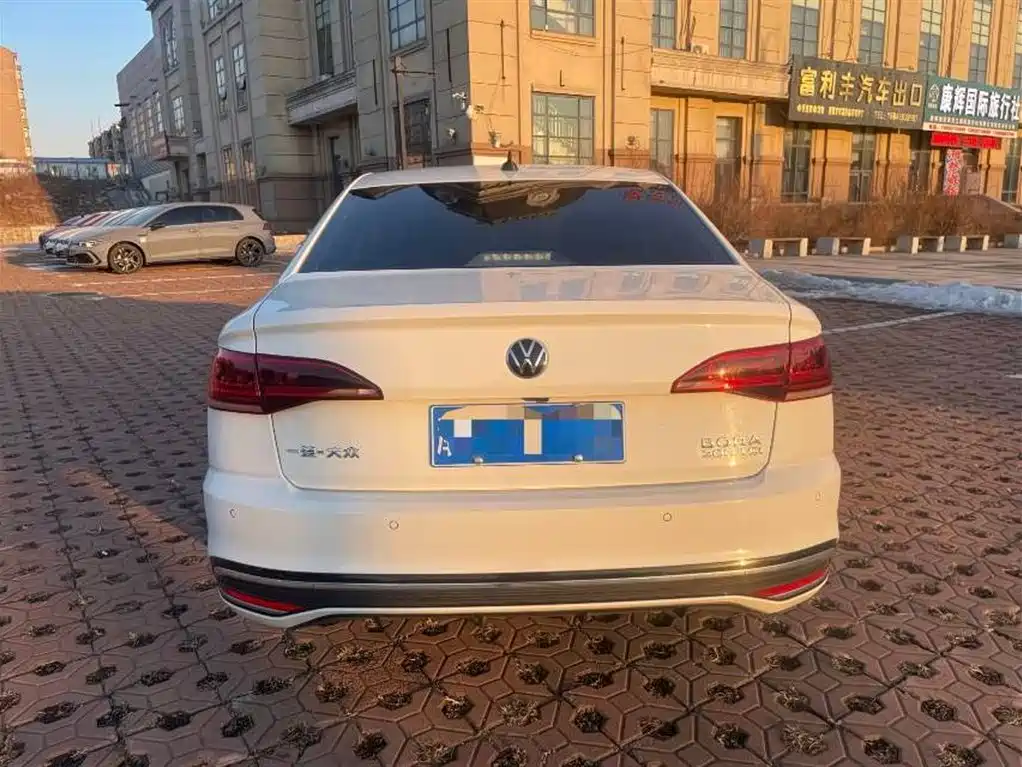 Volkswagen Bora 2023 200TSI DSG Smart Edition фото 6