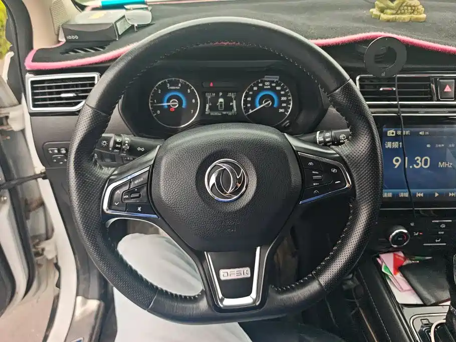 Dongfeng Fengguang Fengguang 580 2017 2017 1.5T CVT Luxury