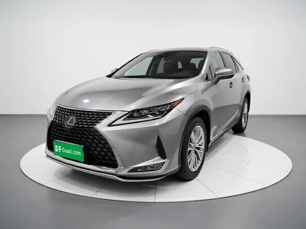 Photo 2 - Lexus RX