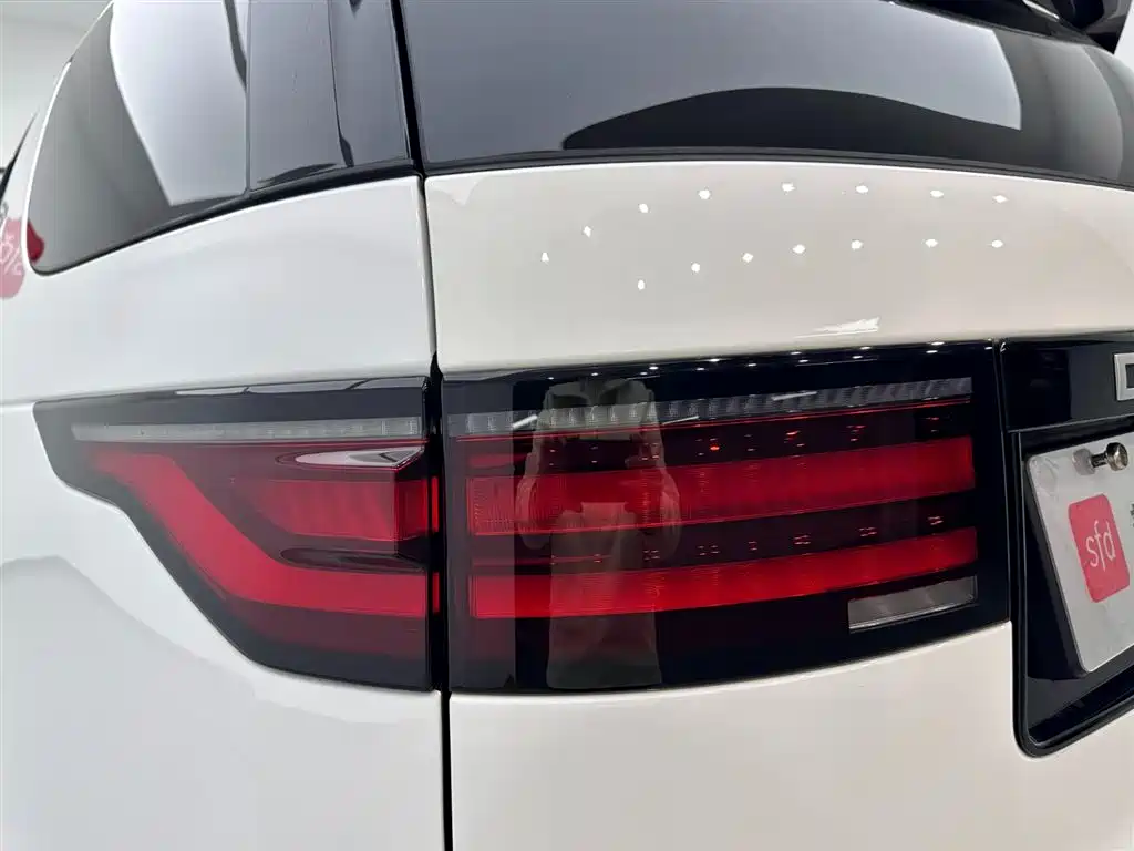 Land Rover Discovery 2023 360PS R-Dynamic S фото 29
