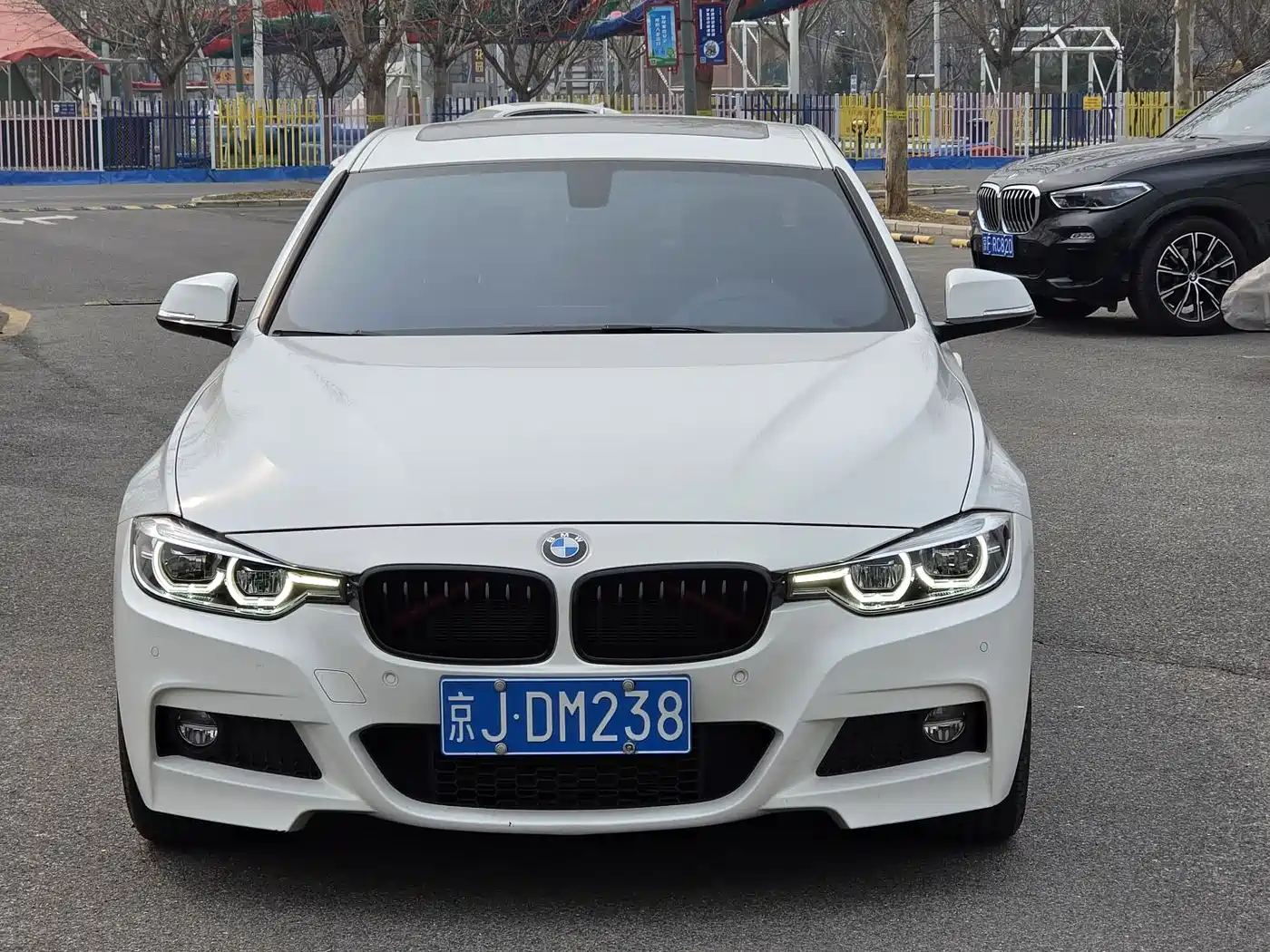BMW 3 Series 2017 320i M Sport фото 3