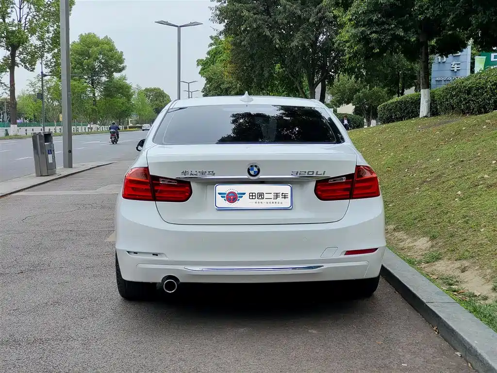 BMW 3 Series 2014 320Li Fashion фото 5