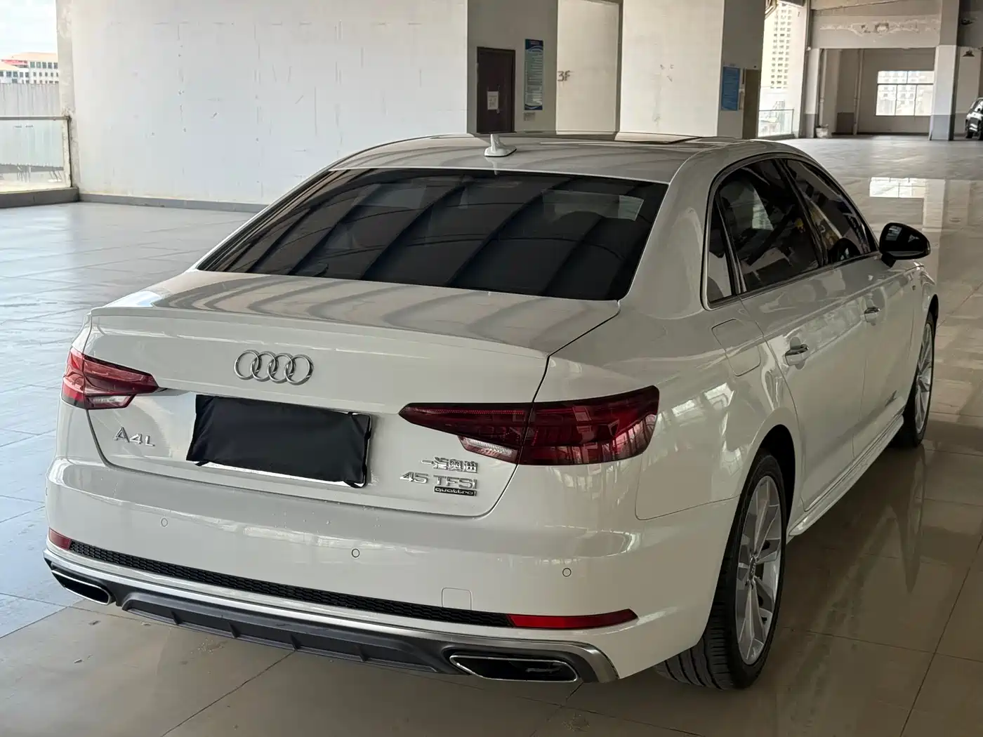 Audi A4L 2019 45 TFSI quattro Personality Sport (China VI) фото 4