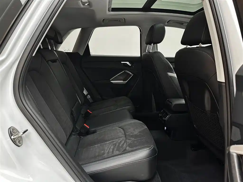 Audi Q3 2022 35 TFSI Fashion Dynamic фото 23