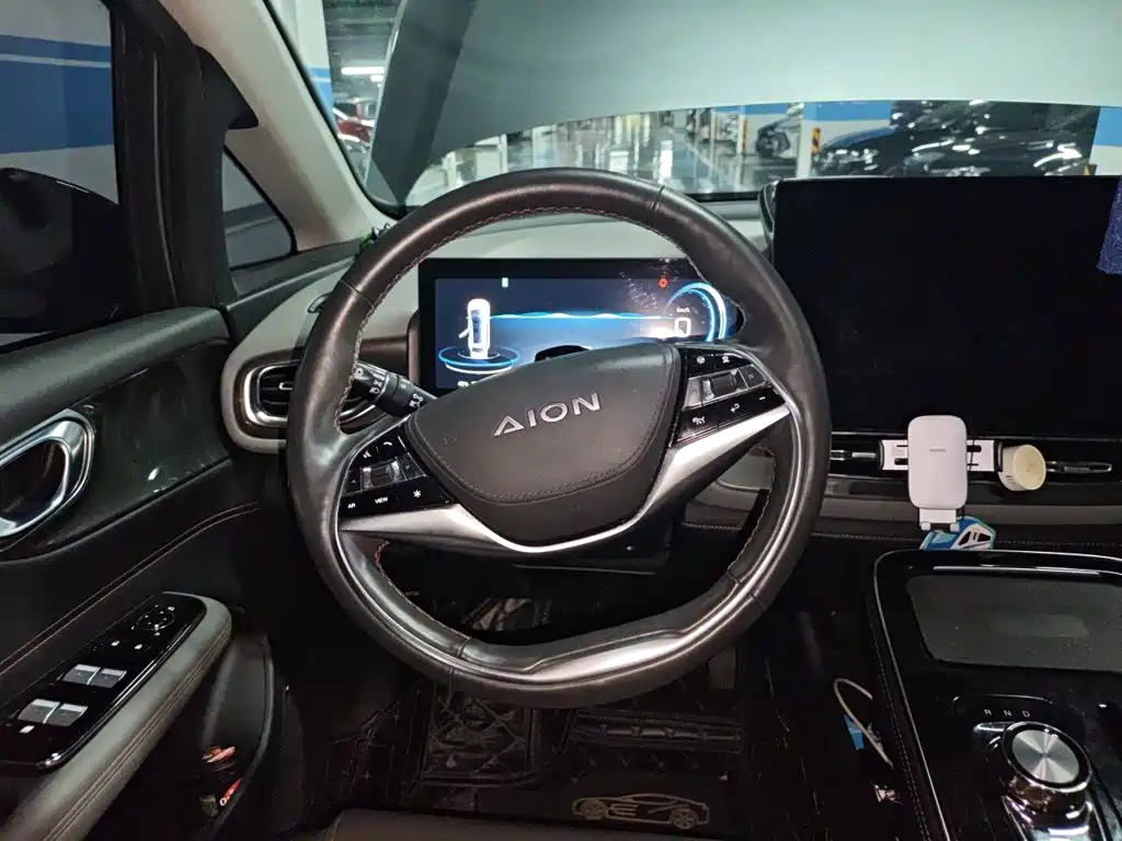 Aion V 2022 2021 Plus 80 Smart Tech Edition (NMC)