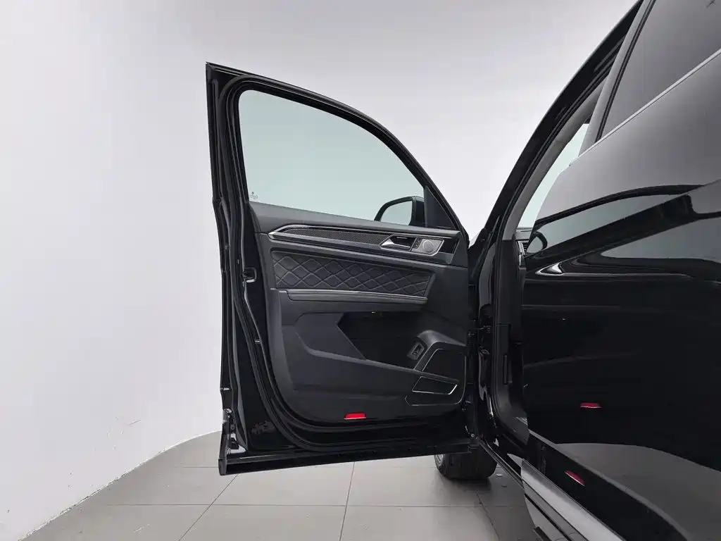 Фото 8 - Volkswagen Teramont